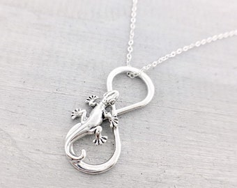 Silver Lizard Pendant for Her, Lizard Necklace, Sterling Silver Gecko, Lizard Jewelry, Gecko Charm, Infinity Necklace,