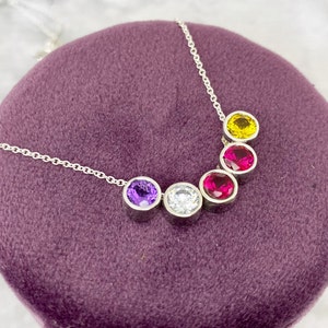 Birthstone Jewelry for Mom, Custom Family Necklace for Mom, Mothers Necklace, Multiple Birthstone Necklace for Woman
