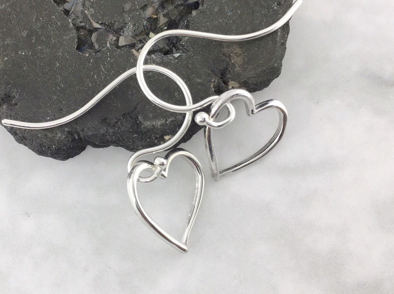 Heart Earrings Valentine/'s Day Gift Heart Dangles Heart Jewelry