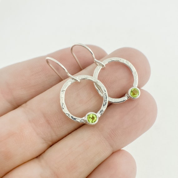 August Birthstone Earrings Sterling Silver Circle Earrings With a Green Gemstone Small Circle Earring Etsy Canada