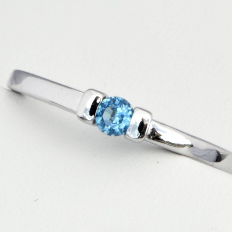 December Birthstone Ring made of Sterling Silver and Blue Topaz image 7