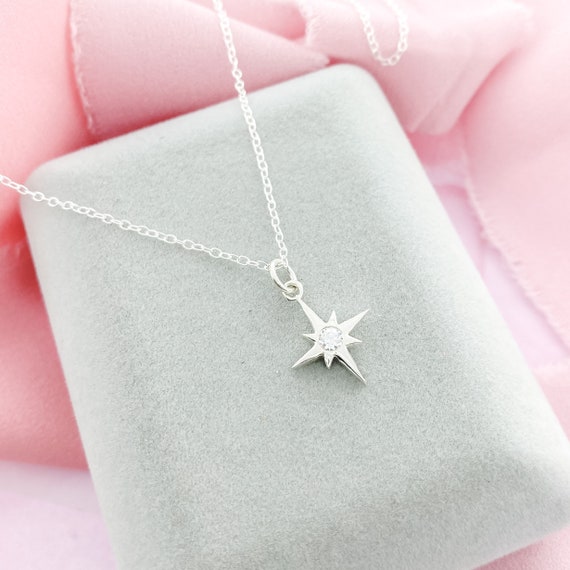 NORTH STAR NECKLACE - GOLD