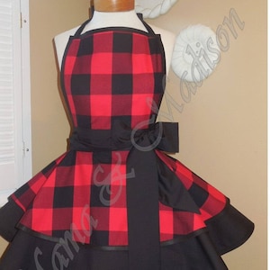 Buffalo Plaid Retro Apron: Red & Black Cotton, Size XL