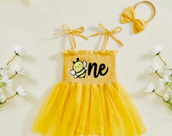 Baby Bee First Birthday Dress: Yellow Tulle Outfit for Cake Smash Photos