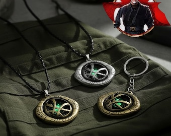 Strange Eye of Agamotto Necklace, Cosplay Pendant, Alloy Keychain Necklace, Mystic Amulet Jewelry Gift Doctor