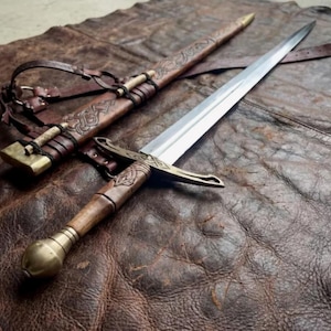 Handsmidet medeltida svärd med skida | Vikingastil stål samlarklinga