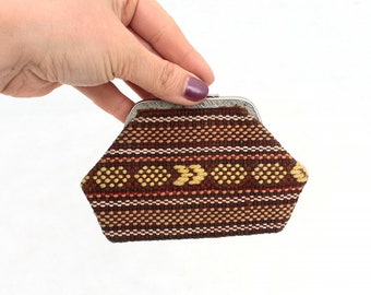 Vintage Brown Small Coin Woven Fabric Purse fabriqué en Allemagne années 60