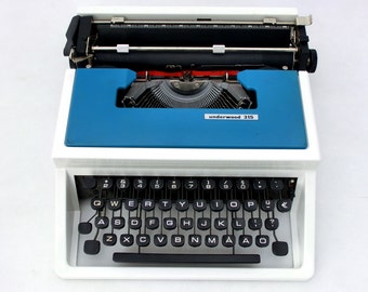 Underwood 315 Manual Vintage Typewriter, Blue / Turquoise / White Office Home Decor, Working Typewriter, Travel Typewriter 70's