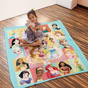 Manta personalizada de princesas de Disneyland, regalo de princesa para ella, Cenicienta, Blancanieves, Bella, Jazmín, Ariel, manta de cumpleaños para niña imagen 3