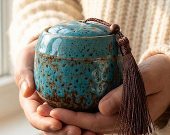 Mała ceramiczna urna na prochy zwierząt - słoik na pamiątki dla kota i psa