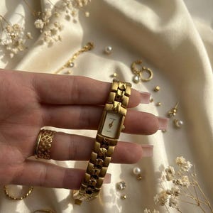 Reloj de pulsera vintage Sekonda chapado en oro – Esfera rectangular clásica