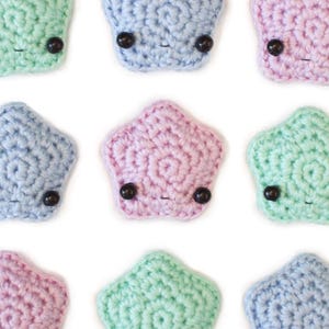 Crochet mini star plush pattern - downloadable amigurumi plushie pattern