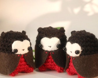 Crochet vampire doll - red Halloween vampire plush toy amigurumi