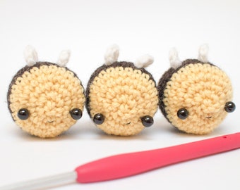 Mini bee crochet pattern - easy amigurumi bumblebee pattern