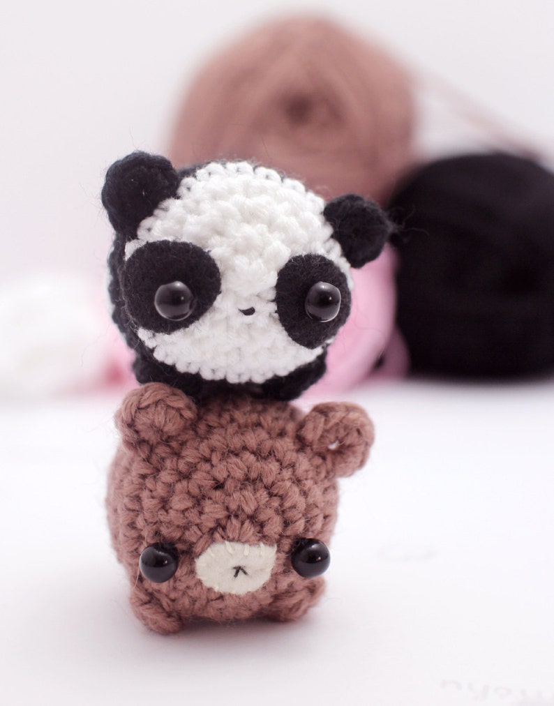 crochet panda pattern - kawaii amigurumi pattern image 3
