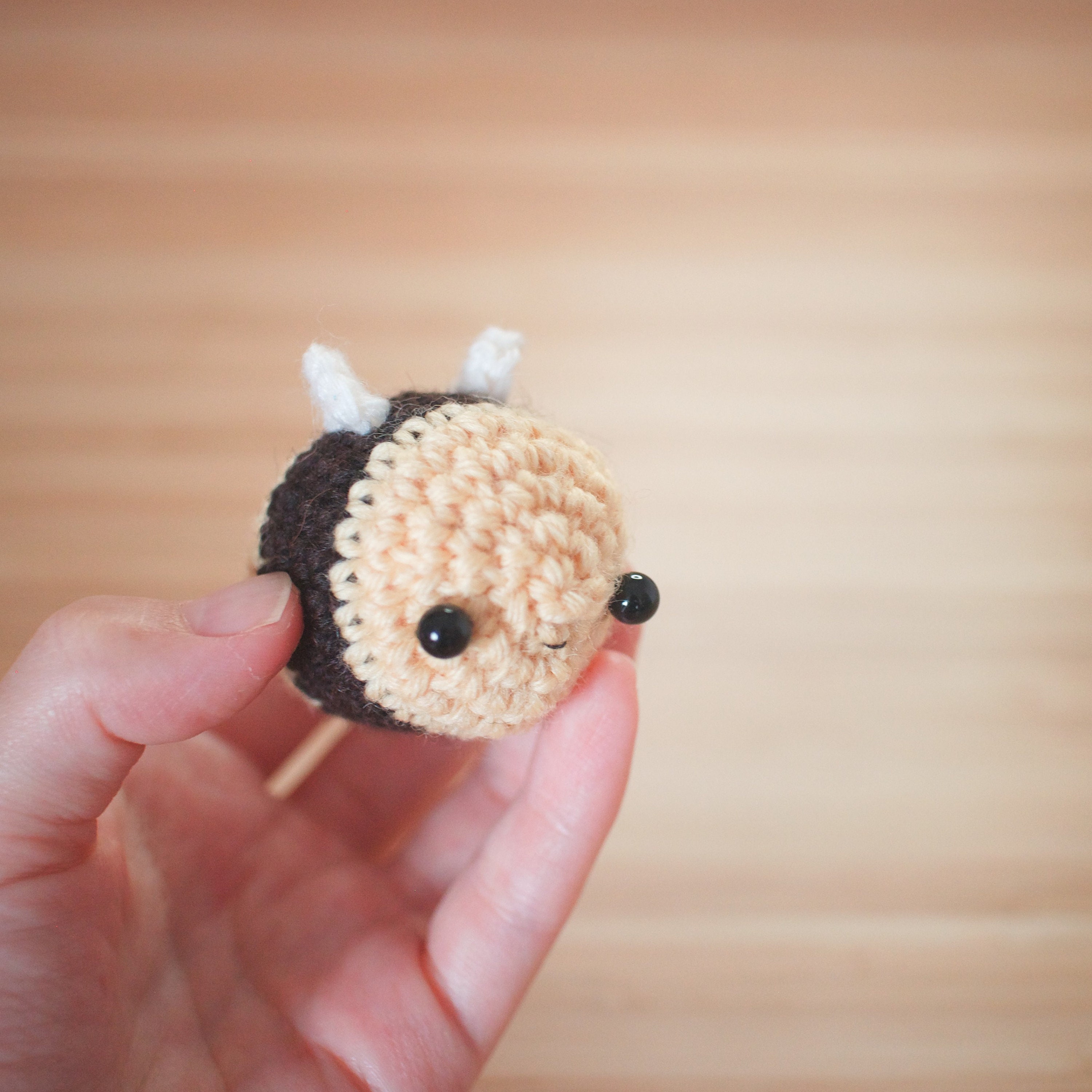 amigurumi kit crochet bumble bee craft kit