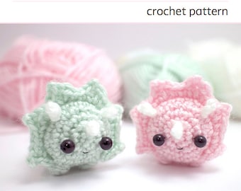 crochet dinosaur pattern - amigurumi triceratops pattern