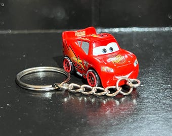 Llavero de la película Cars Mini Racers con personajes de Mater, Sally y Rayo McQueen, escala 1:100, de Disney Pixar / Mini Regalo