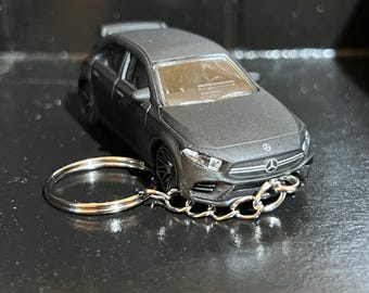 Varios llaveros Mercedes de coches a escala 1:64 CLA A35 A45 CLA45 / Mini regalo