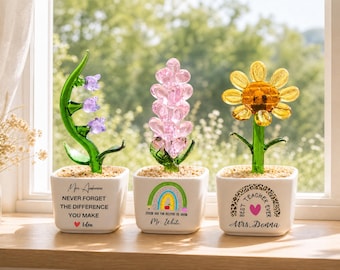 Maceta de vidrio personalizada, decoración de escritorio con tulipán soplado a mano, mini adorno floral de vidrio, regalo de regreso a clases, regalo de agradecimiento para maestros