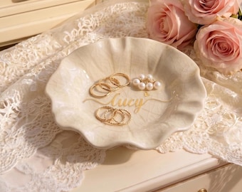 Plato de cerámica personalizado para anillos de compromiso, bandeja de joyería personalizada para el Sr. y la Sra. con nombres y fecha, regalo de boda y compromiso, regalo para ella.