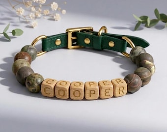 Collar para perro personalizado de piedra natural, con cuentas de madera y cuero para el nombre, ajustable y hecho a mano.
