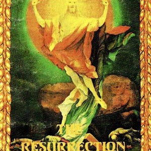 Può includere: Una rappresentazione artistica de "La Resurrezione" con una figura centrale in abiti arancioni e bianchi, con le braccia alzate, contro un'aureola gialla. L'immagine include il testo "The Resurrection" e "Scroll 59", incorniciato in oro con accenti colorati.