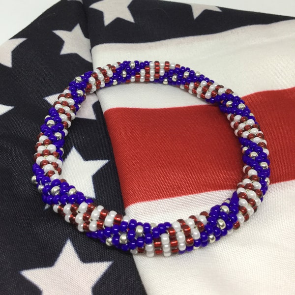 Bead Faux-Chet Bracelet Pattern 4th of July Flag Beaded Bracelet Tutorial Red White and Blue Instructions Brick Stitch Fake Bead Crochet