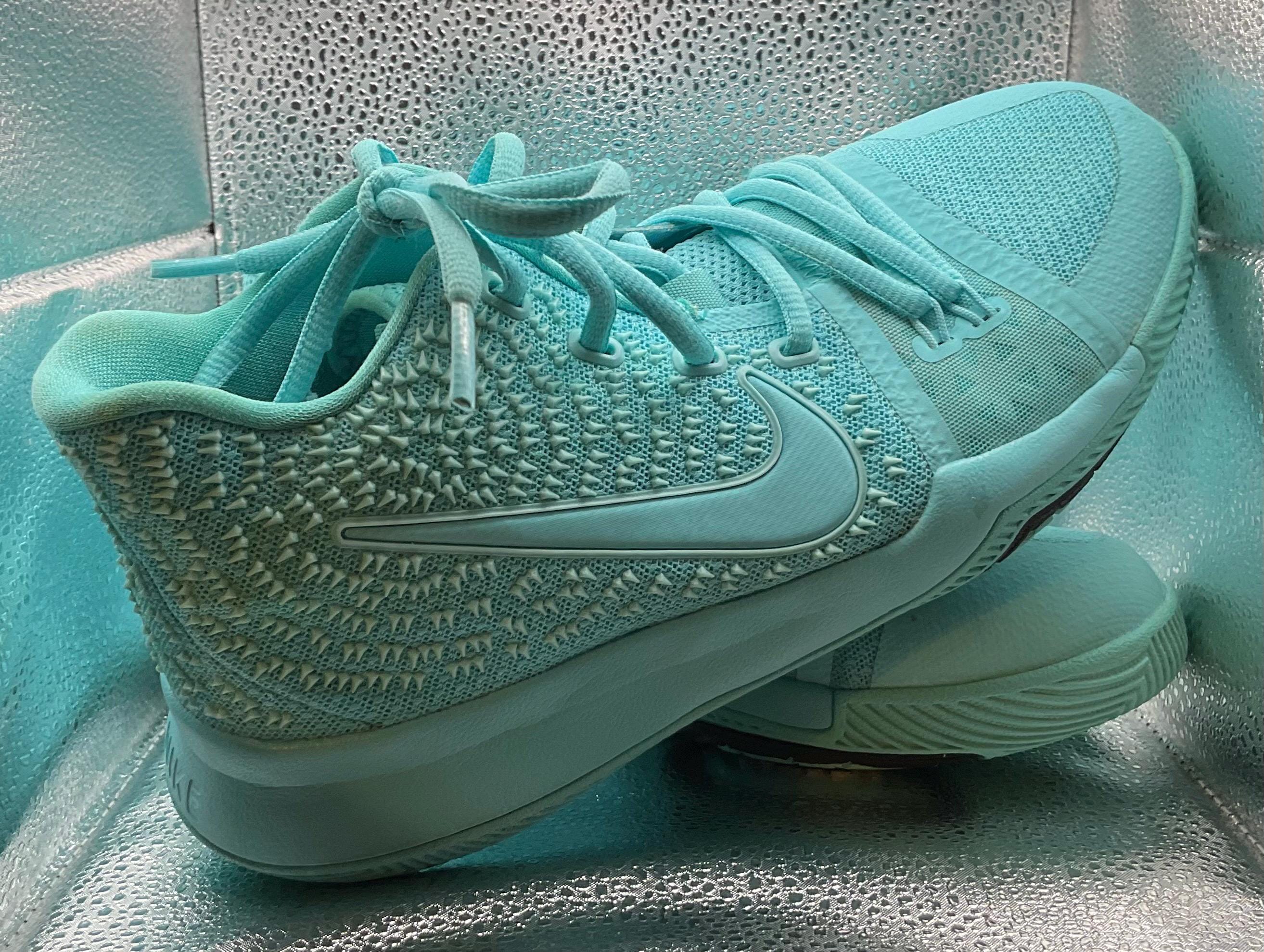 nike kyrie irving womens buy shoes