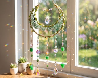 Acchiappasole fatto a mano con albero della vita e luna in cristallo, decorazione lunare verde naturale, acchiappaluce a prisma arcobaleno, decorazione boho da appendere alla finestra, ornamento ispirato