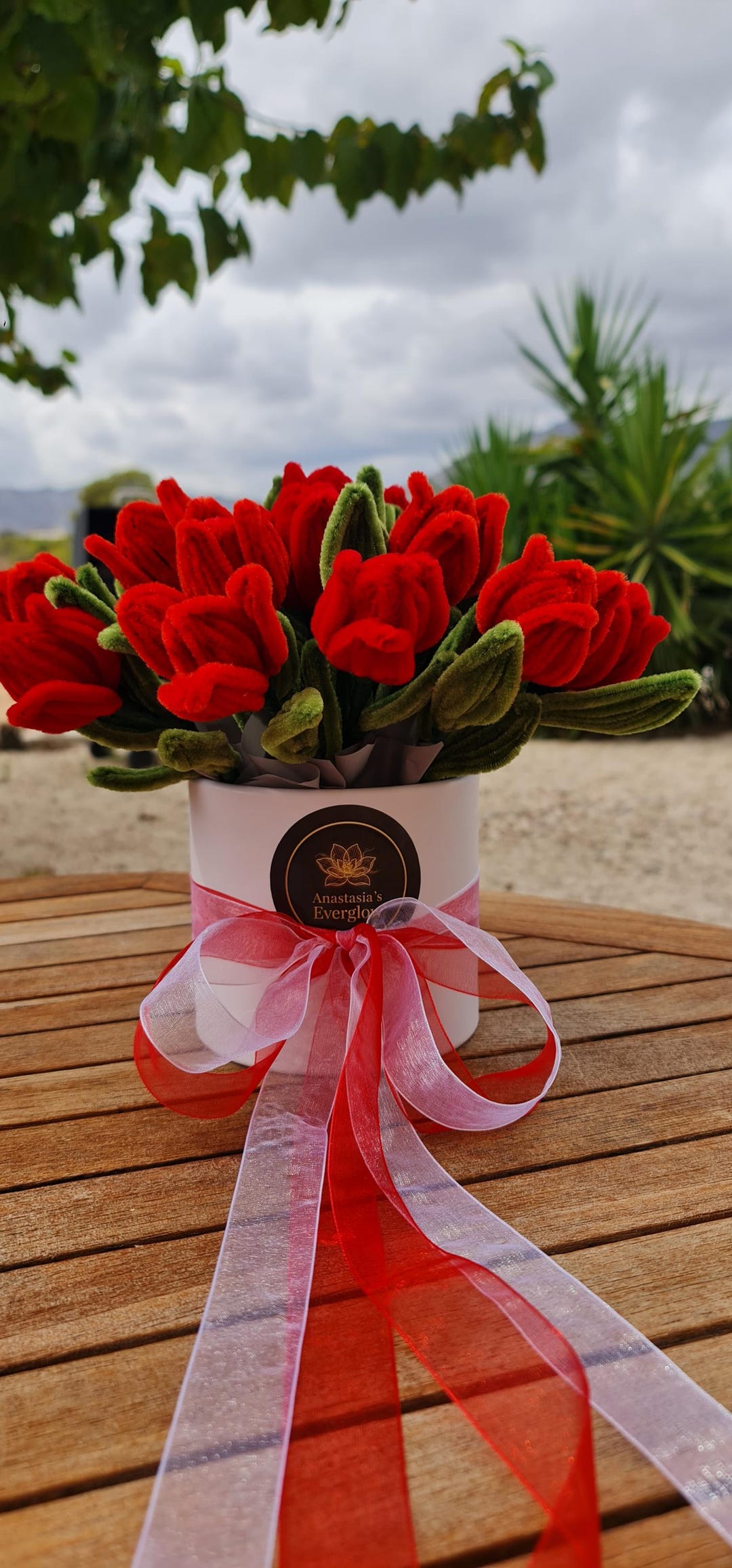 Bouquet de tulipes rouges, fleurs éternelles faites à la main, tiges en ...