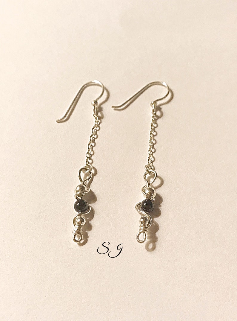 Silver Black pearl silver earrings image 3