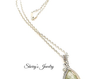 Silver Green peace stone pendant necklace