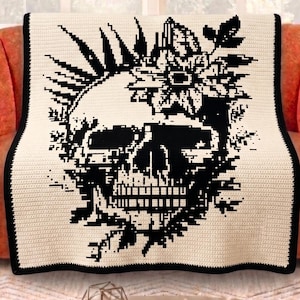 Patrón de manta de ganchillo con mosaico de calavera gótica en PDF, gráfico de ganchillo con superposición de calavera floral, manta de estética oscura, patrón de ganchillo de mosaico para Halloween