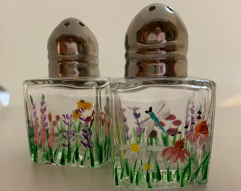 Wildflowers Mini salt and pepper shakers, hand painted shakers