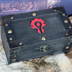 World of Warcraft Horde Keepsake Box, Reclaimed Wood Chest