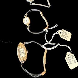 Ladies Lady Elgin Watch - Etsy display picture 1