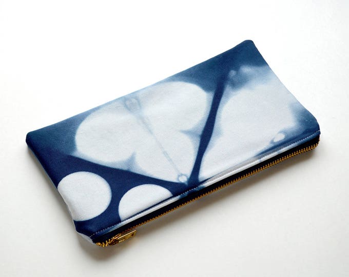 Tie-Dye Clutch - Navy Marine