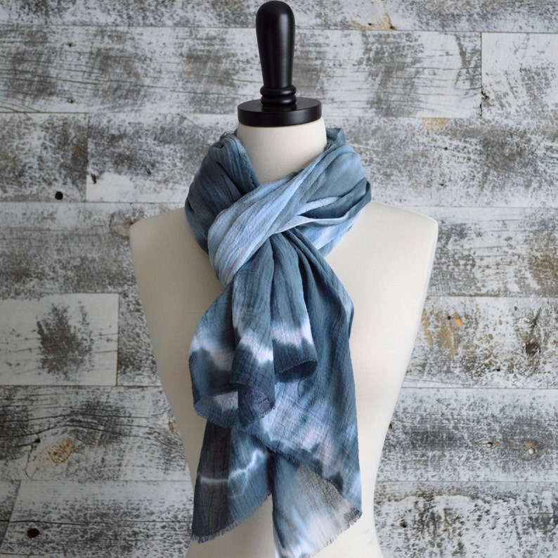 Écharpe grise Tie-Dye en coton teint à la main 25 x 68 pouces Tempête image 3