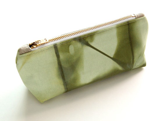 100% Organic Cotton Tie-Dye Pouch - Green Tie-Dye Pouch - Deep Moss