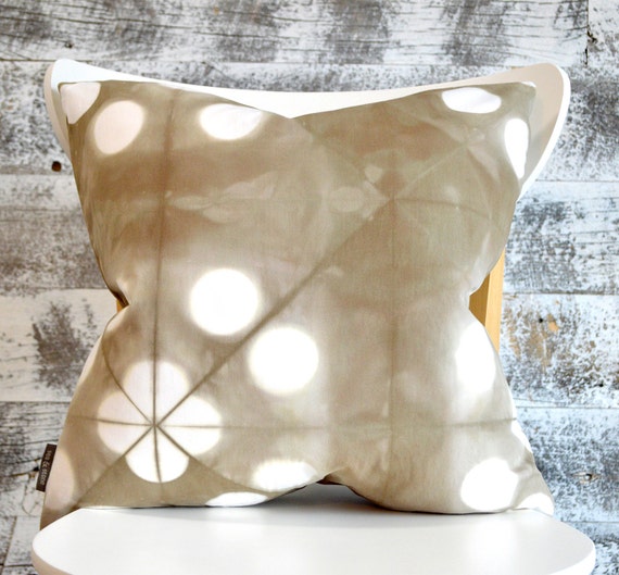 Modern Tie-Dye Pillow Cover 18x18 inches - Wild Mushroom