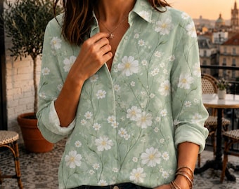 Salbei Daisy Shirt, Weiße Bluse mit Blumenmuster, Cottagecore Wildblumen Top, Grüne Frühling Shirt, Botanische übergroße Bluse