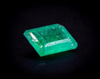 Untreated Colombian Emerald 0.45 ct Emerald Cut 6x4.5mm, No Oil Natural Loose Stone for Dainty Solitaire Ring or Pendant, May Birthstone