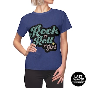 Peut inclure: Un ensemble de trois tasses en céramique avec une finition mate et mouchetée. Chaque tasse présente une couleur différente : bleu clair, crème et gris. Les tasses ont un design simple et moderne avec une forme arrondie et une anse confortable.