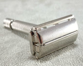 Zabytkowa maszynka na żyletki Gillette Double Edge Safety Razor, wyprodukowana w Anglii, z możliwością przekręcania i otwierania, do golenia na mokro, kolekcjonerski prezent dla fryzjera Pat 694093