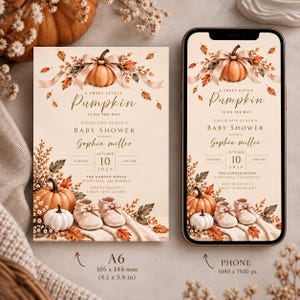 Könnte beinhalten: Eine Babyparty-Einladungskarte und ein Smartphone-Bildschirm mit demselben Design. Die Einladung zeigt einen Kürbis, Herbstblätter und Babyschuhe mit dem Text A SWEET LITTLE PUMPKIN IS ON THE WAY, Gophia miller, OCTOBER 10 2026.