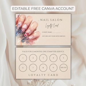 Puede incluir: Tarjeta de fidelización de salón de uñas beige con una imagen de acuarela de uñas manicuradas con diseños florales. La tarjeta incluye espacios para sellos y texto que dice "Tarjeta de fidelidad" y "Obtén un 50% de descuento en tu 10º servicio."