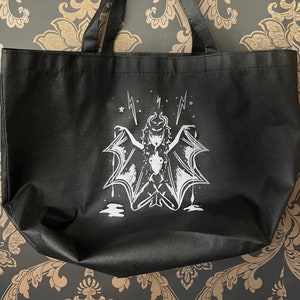 Glampire Tote Bags