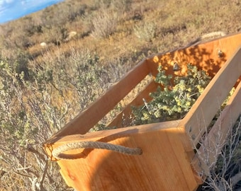 Caja de cedro con asas de cuerda tipo lazo / Bandeja de almacenamiento estilo granja, organizador de jardín