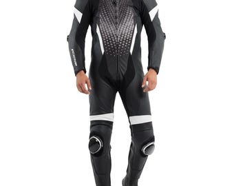 Combinaison moto en cuir noire une pièce avec blindage et protection certifiés CE